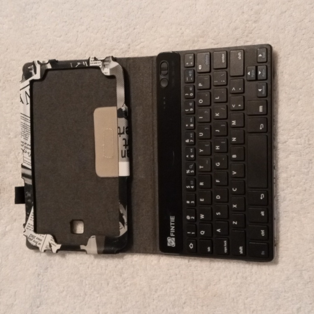 ✨ Fintie Tablet Keyboard and Case
